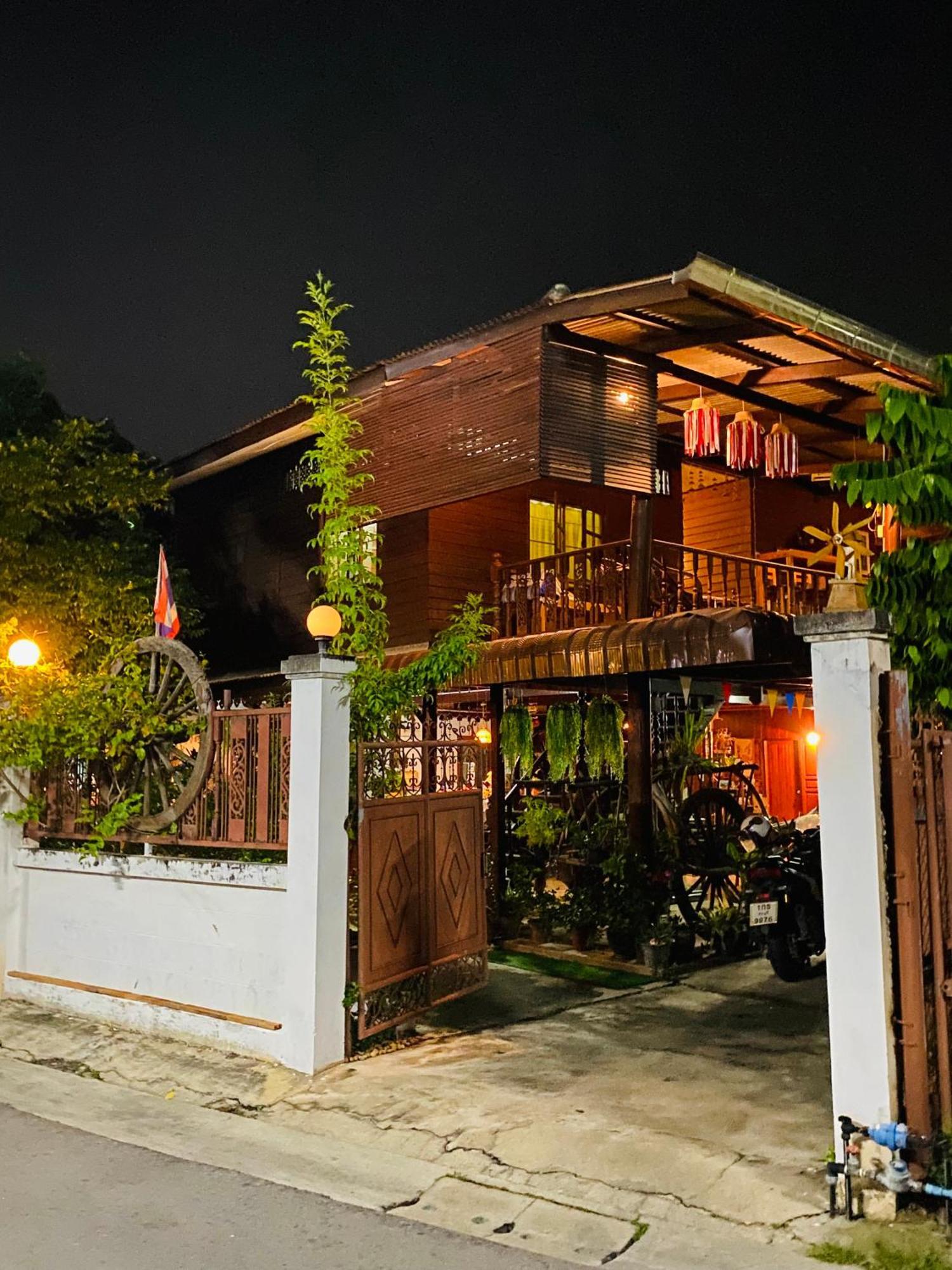 Banthai Guesthouse Phetchaburi Eksteriør bilde